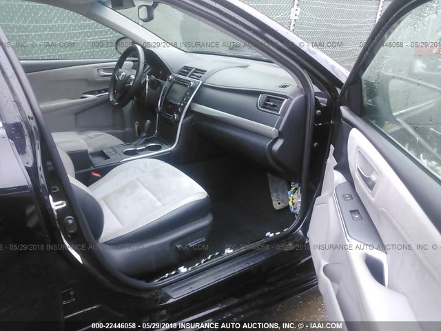 4T1BK1FK2FU030003 - 2015 TOYOTA CAMRY XSE/XLE Qara foto 5