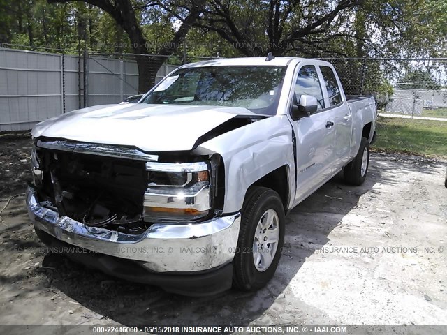 1GCRCREH9JZ157735 - 2018 CHEVROLET SILVERADO C1500 LT Silber Foto 6