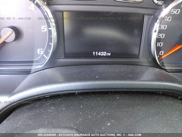 1GCRCREH9JZ157735 - 2018 CHEVROLET SILVERADO C1500 LT Silber Foto 7