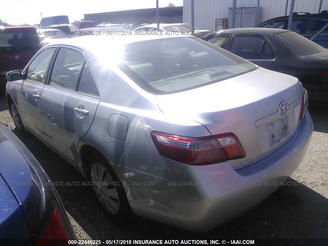 4T1BE46K98U747932 - 2008 TOYOTA CAMRY CE/LE/XLE/SE SILVER photo 3