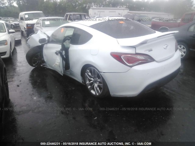 KMHHU6KJ6FU130510 - 2015 HYUNDAI GENESIS COUPE  WHITE photo 3