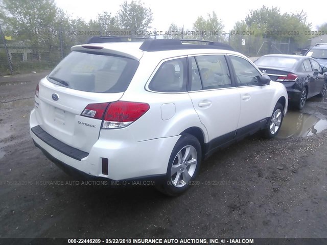 4S4BRCAC6E3319302 - 2014 SUBARU OUTBACK 2.5I WHITE photo 4