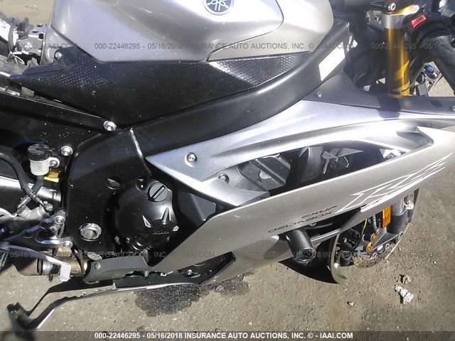 JYARJ16E38A009578 - 2008 YAMAHA YZFR6 SILVER photo 8