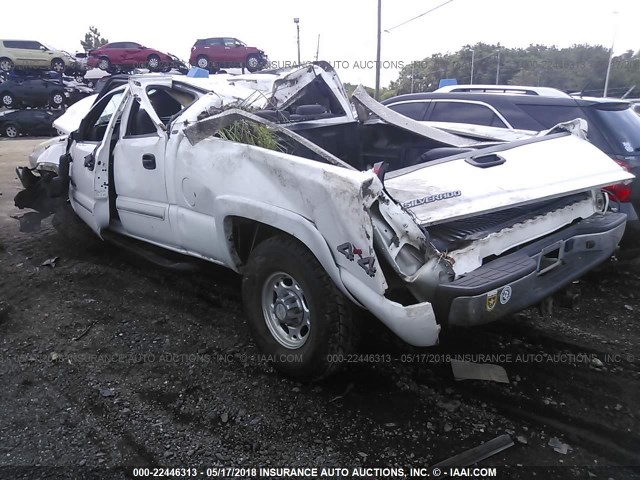 1GCHK23236F127966 - 2006 CHEVROLET SILVERADO K2500 HEAVY DUTY WHITE photo 3