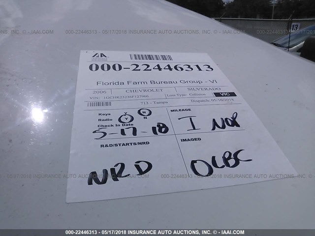 1GCHK23236F127966 - 2006 CHEVROLET SILVERADO K2500 HEAVY DUTY WHITE photo 7