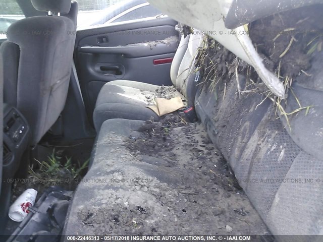 1GCHK23236F127966 - 2006 CHEVROLET SILVERADO K2500 HEAVY DUTY WHITE photo 8