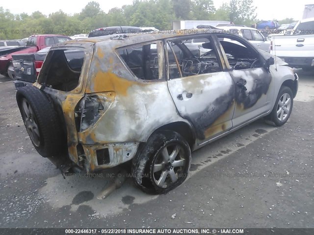 JTMBD31V086082233 - 2008 TOYOTA RAV4 LIMITED SILVER photo 4