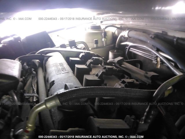 1G1ZS58F28F118804 - 2008 CHEVROLET MALIBU LS WHITE photo 10