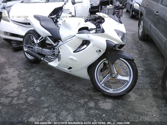 JH2PC3507YM104688 - 2000 HONDA CBR600 F4 WHITE photo 1