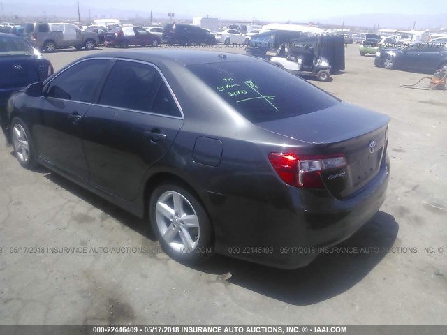 4T1BF1FK5DU654783 - 2013 TOYOTA CAMRY L/SE/LE/XLE 灰色 照片 3