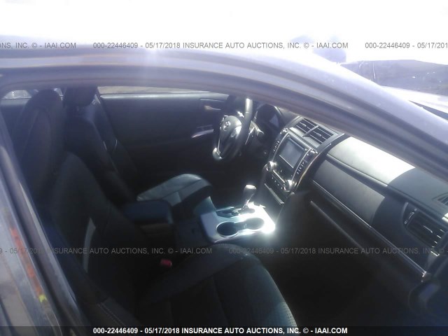 4T1BF1FK5DU654783 - 2013 TOYOTA CAMRY L/SE/LE/XLE 灰色 照片 5