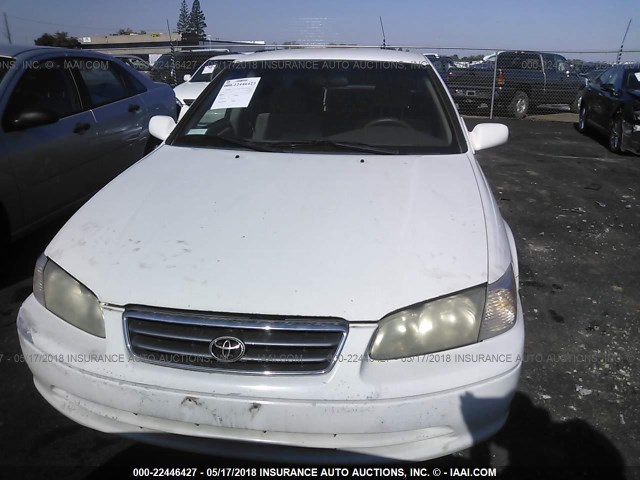 JT2BF22K8Y0284225 - 2000 TOYOTA CAMRY CE/LE/XLE WHITE photo 6