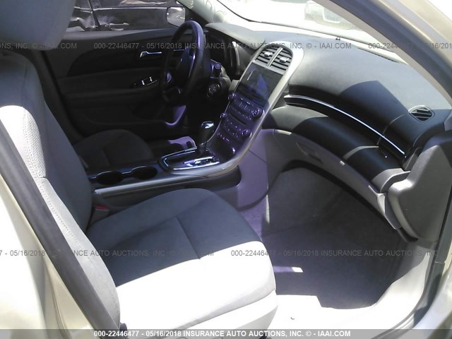 1G11B5SA5DF240867 - 2013 CHEVROLET MALIBU LS 锡色 照片 5