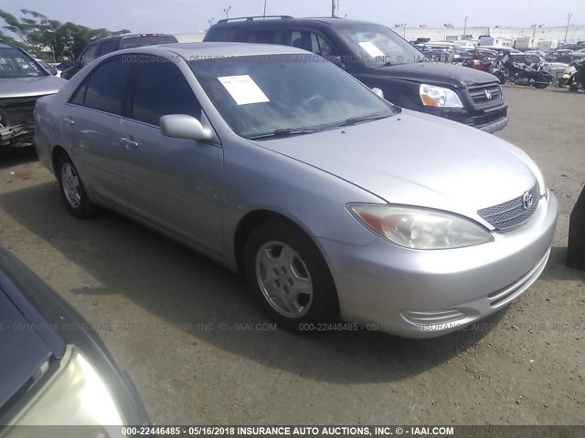 4T1BF32K62U022177 - 2002 TOYOTA CAMRY LE/XLE/SE Gümüş foto 1