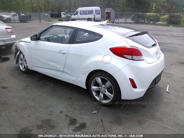 KMHTC6AD0CU028494 - 2012 HYUNDAI VELOSTER WHITE photo 3