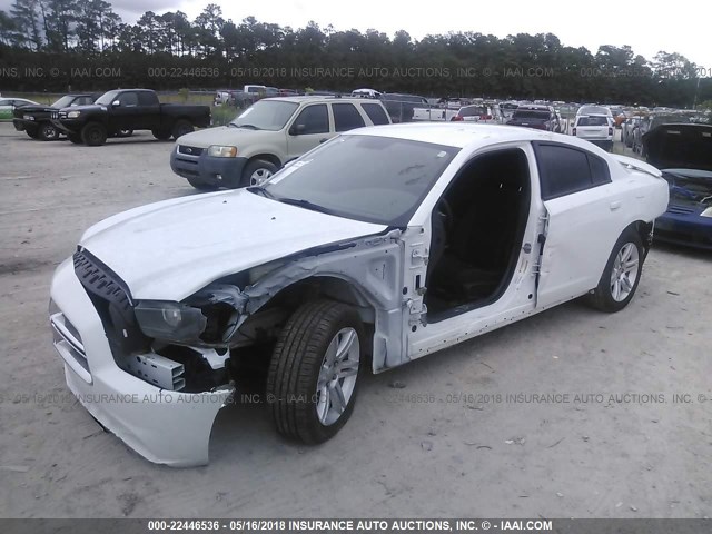 2B3CL3CG5BH605808 - 2011 DODGE CHARGER WHITE photo 2