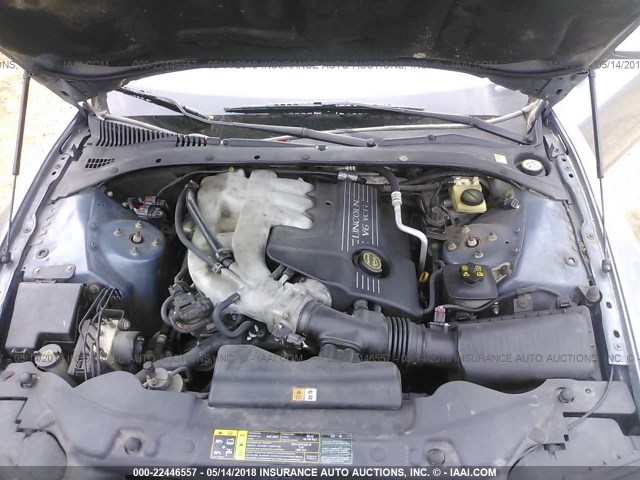 1LNHM86S04Y626696 - 2004 LINCOLN LS 蓝色 照片 10