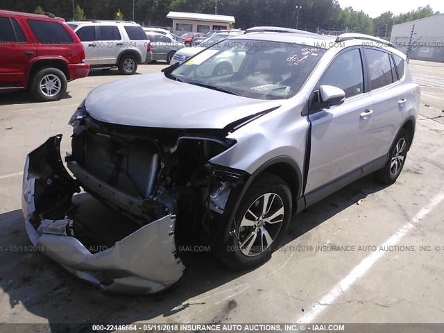 2T3WFREV0JW410540 - 2018 TOYOTA RAV4 ADVENTURE/XLE 银色 照片 2