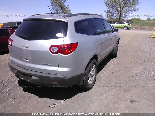1GNKVGED5BJ128933 - 2011 CHEVROLET TRAVERSE LT SILVER photo 4
