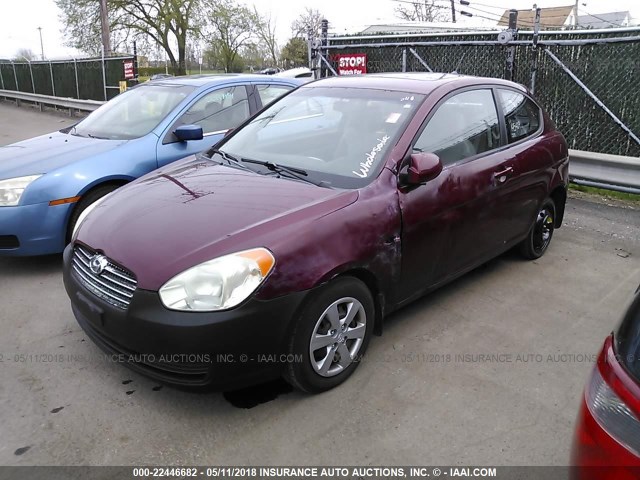 KMHCN36C17U035761 - 2007 HYUNDAI ACCENT SE BURGUNDY photo 2