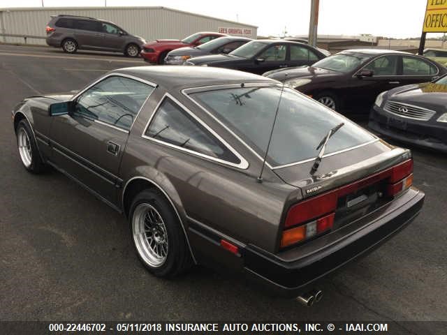 JN1HZ14S8EX007757 - 1984 DATSUN 300ZX GRAY photo 3