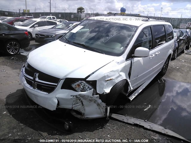 2C4RDGCG3HR806784 - 2017 DODGE GRAND CARAVAN SXT WHITE photo 2