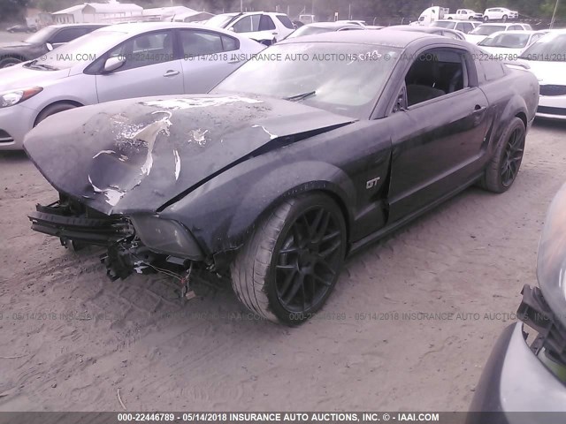 1ZVHT82H685160598 - 2008 FORD MUSTANG GT BLACK photo 2