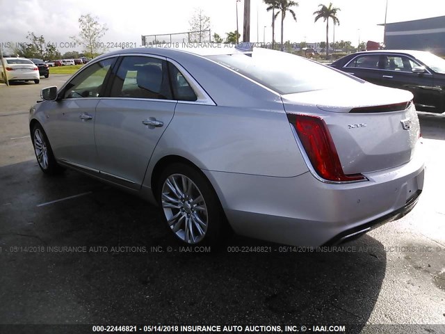 2G61M5S31J9129582 - 2018 CADILLAC XTS LUXURY SILVER photo 3