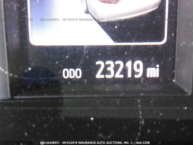 4T1BF1FK7HU800803 - 2017 TOYOTA CAMRY LE/XLE/SE/XSE Weiß Foto 7