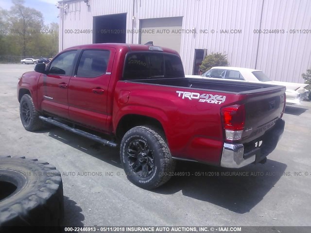 5TFCZ5AN4GX033238 - 2016 TOYOTA TACOMA DBL CAB/SR/SR5/TRD SPT/OR RED photo 3