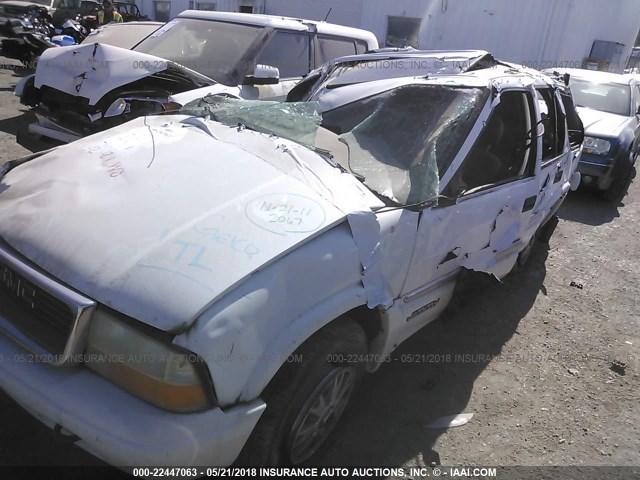 1GKDT13W8W2551910 - 1998 GMC JIMMY 白色 照片 2