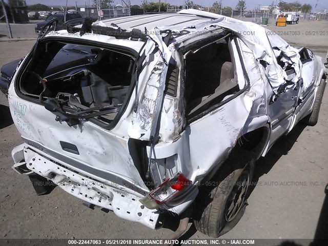 1GKDT13W8W2551910 - 1998 GMC JIMMY 白色 照片 4