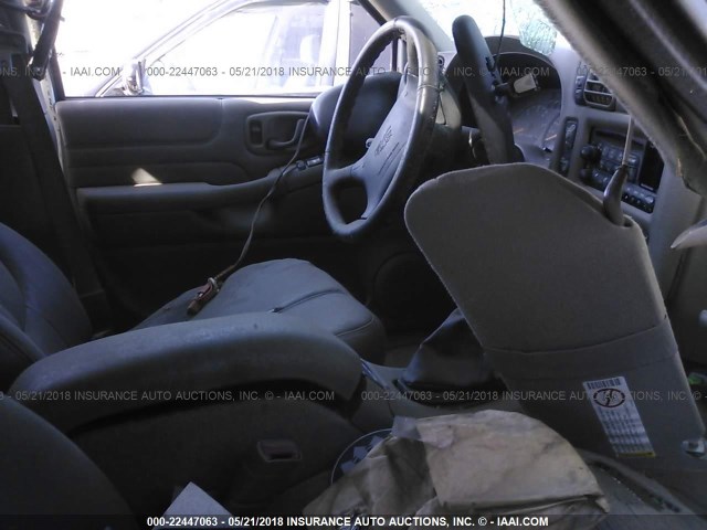 1GKDT13W8W2551910 - 1998 GMC JIMMY 白色 照片 5