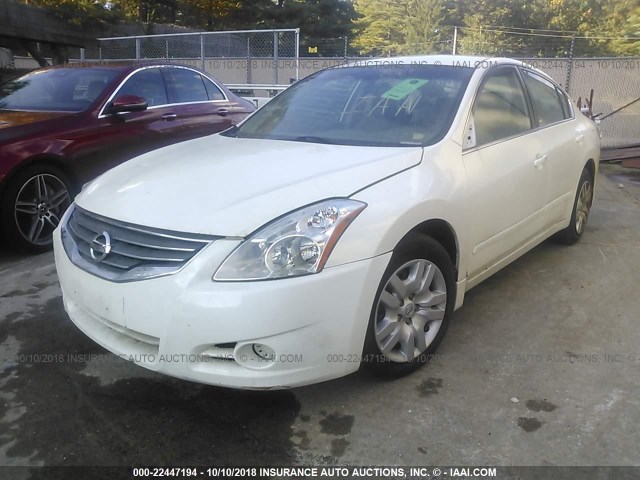 1N4AL2AP0AN521815 - 2010 NISSAN ALTIMA S WHITE photo 2