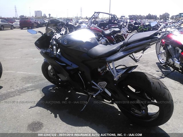 JYARJ12Y17A003244 - 2007 YAMAHA YZFR6 L GRAY photo 3