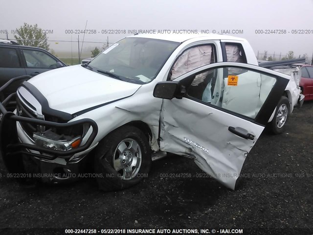 5TFUM5F16DX042494 - 2013 TOYOTA TUNDRA DOUBLE CAB SR5 WHITE photo 2