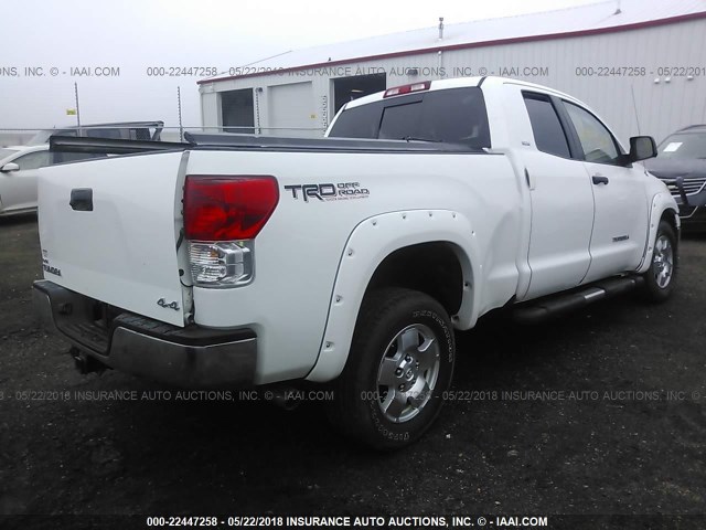 5TFUM5F16DX042494 - 2013 TOYOTA TUNDRA DOUBLE CAB SR5 WHITE photo 4