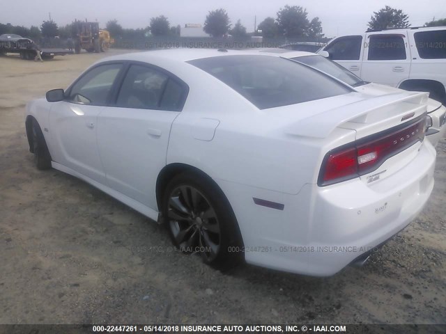 2C3CDXEJ9DH673578 - 2013 DODGE CHARGER SRT-8 WHITE photo 3