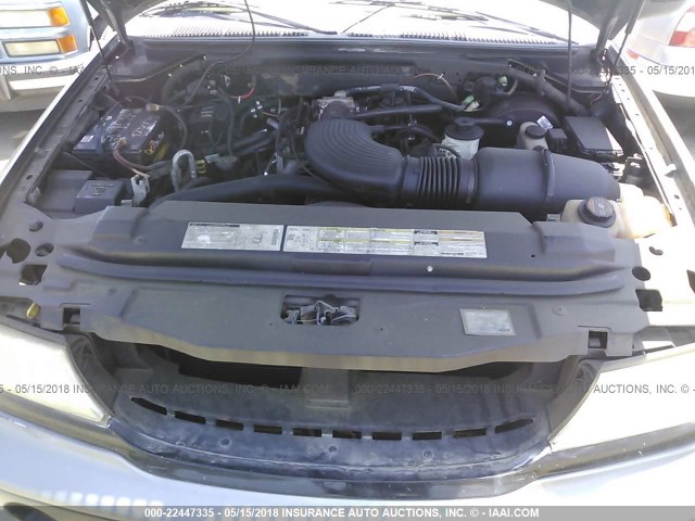 5LMRU27L5XLJ00748 - 1999 LINCOLN NAVIGATOR 黑色 照片 10