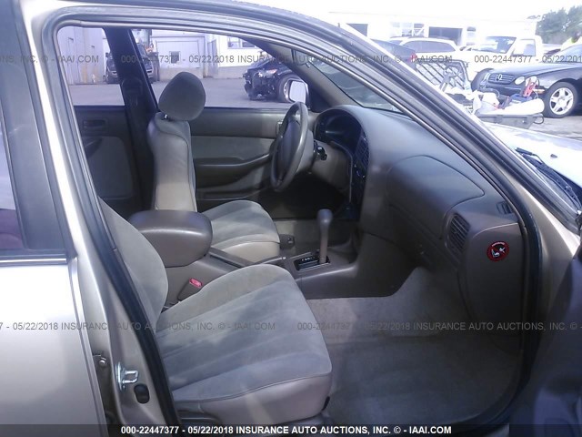 4T1BG12K0TU779630 - 1996 TOYOTA CAMRY DX/LE/XLE GOLD photo 5