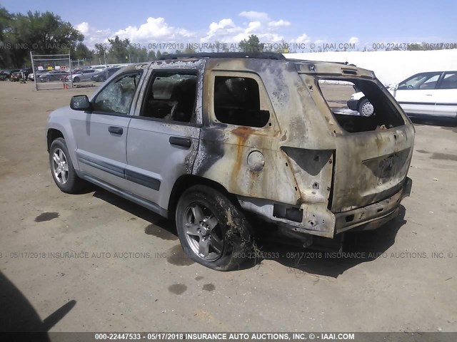 1J4GR48K55C670922 - 2005 JEEP GRAND CHEROKEE LAREDO/COLUMBIA/FREEDOM 银色 照片 3