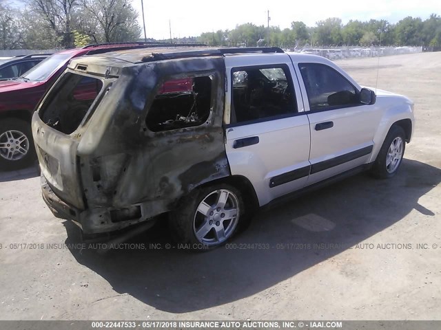 1J4GR48K55C670922 - 2005 JEEP GRAND CHEROKEE LAREDO/COLUMBIA/FREEDOM 银色 照片 4