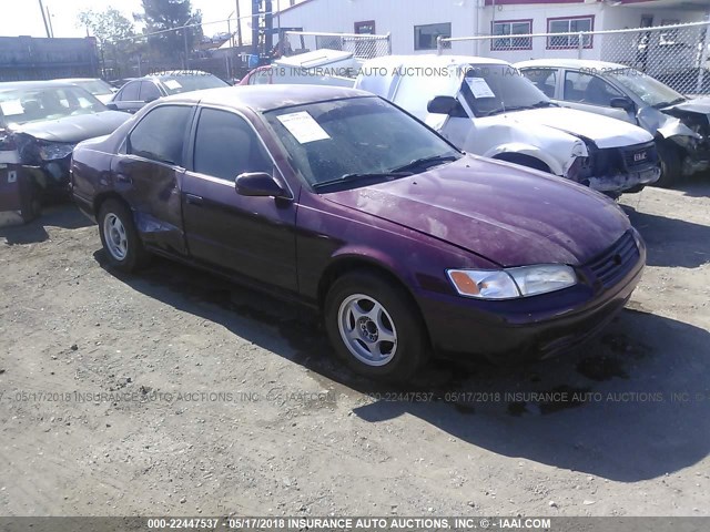 JT2BG22K7W0144225 - 1998 TOYOTA CAMRY CE/LE/XLE ბურგუნდია ფოტო 1