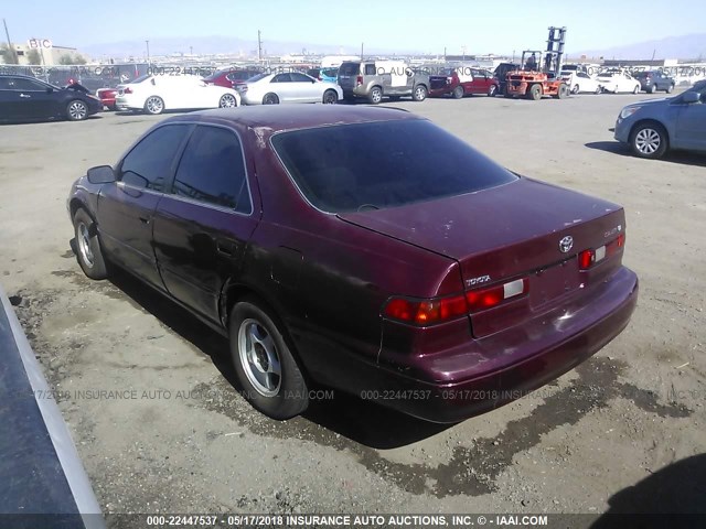 JT2BG22K7W0144225 - 1998 TOYOTA CAMRY CE/LE/XLE ბურგუნდია ფოტო 3