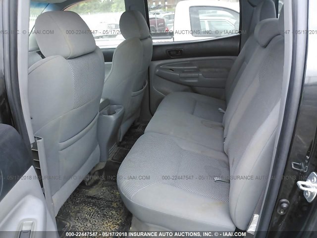 5TELU42NX6Z305063 - 2006 TOYOTA TACOMA DOUBLE CAB შავი ფოტო 8