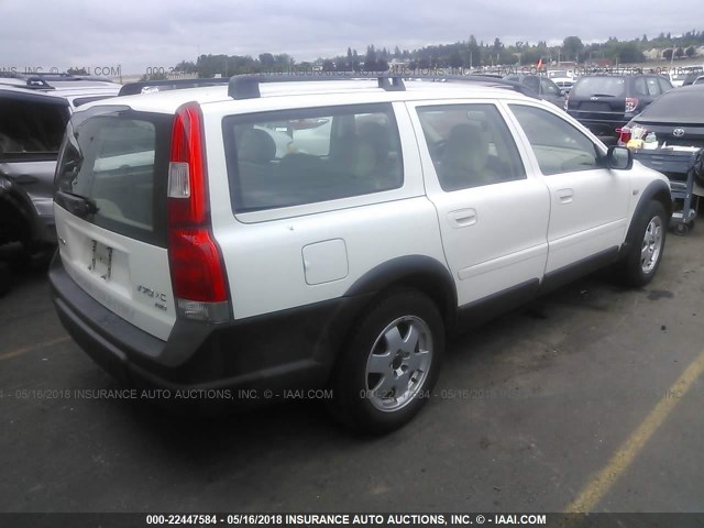 YV1SZ58D311014600 - 2001 VOLVO V70 XC WHITE photo 4