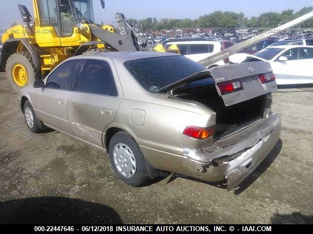 4T1BG22K0VU754705 - 1997 TOYOTA CAMRY CE/LE/XLE TAN photo 3