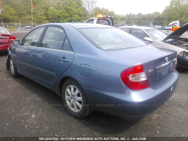 4T1BF30K92U514463 - 2002 TOYOTA CAMRY LE/XLE/SE 蓝色 照片 3