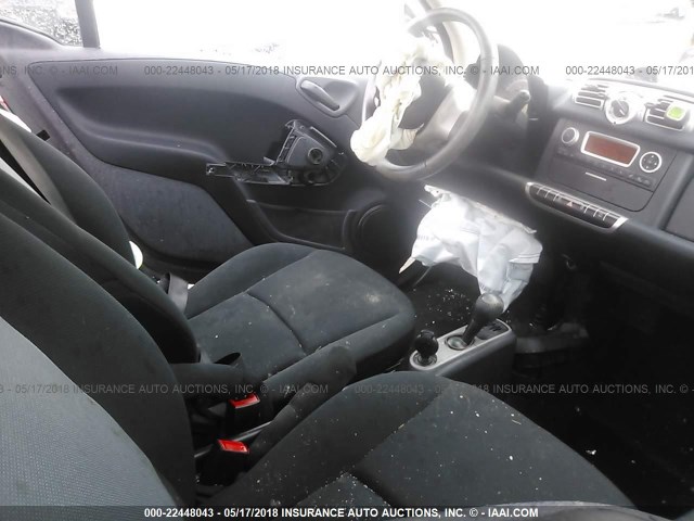 WMEEJ3BA1DK615937 - 2013 SMART FORTWO PURE/PASSION RED photo 5