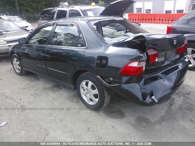 1HGCG6699YA118895 - 2000 HONDA ACCORD SE GREEN photo 3